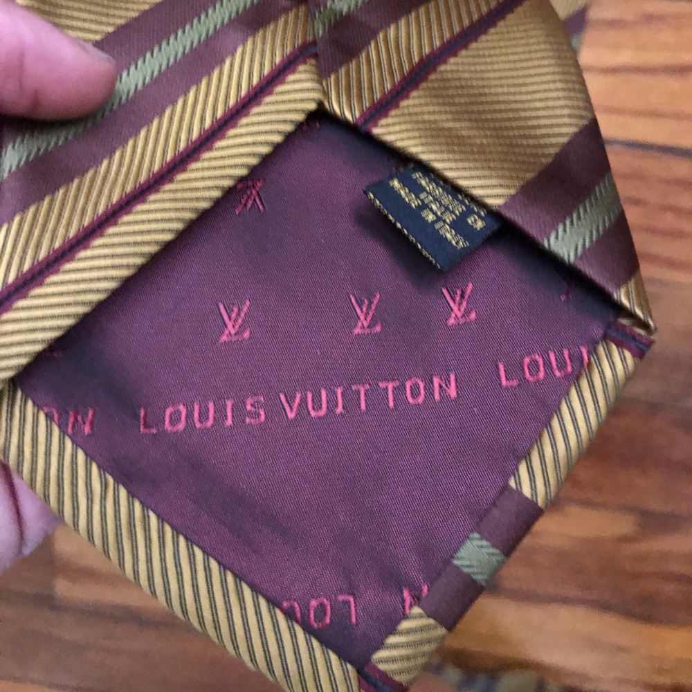 Louis Vuitton tie